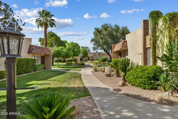 $249,999 | 1320 East Bethany Home Road, Unit 102, Phoenix, AZ 85014