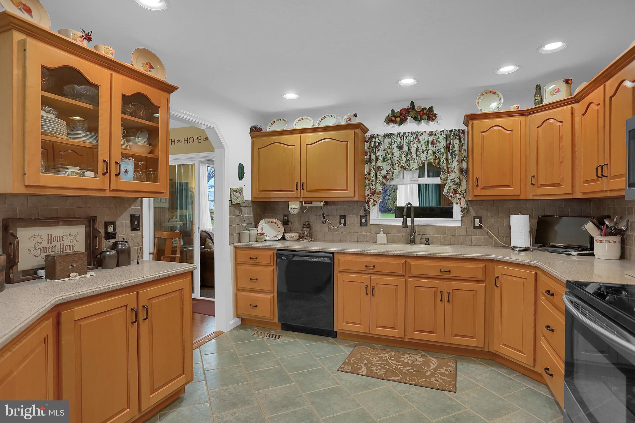 379 Limestone Road Carlisle, PA 17015 - Photo 14 of 29 Gallery Image 14