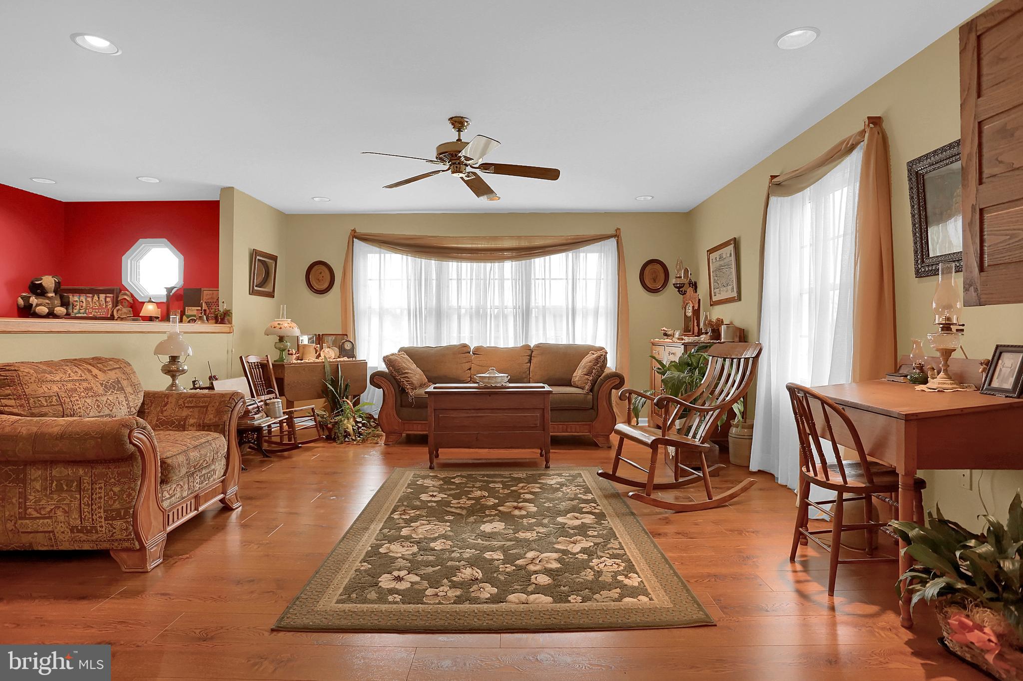 379 Limestone Road Carlisle, PA 17015 - Photo 7 of 29 Gallery Image 7