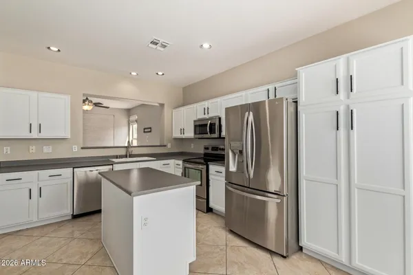 $2,850 | 2760 East Carla Vista Drive, Chandler, AZ 85225