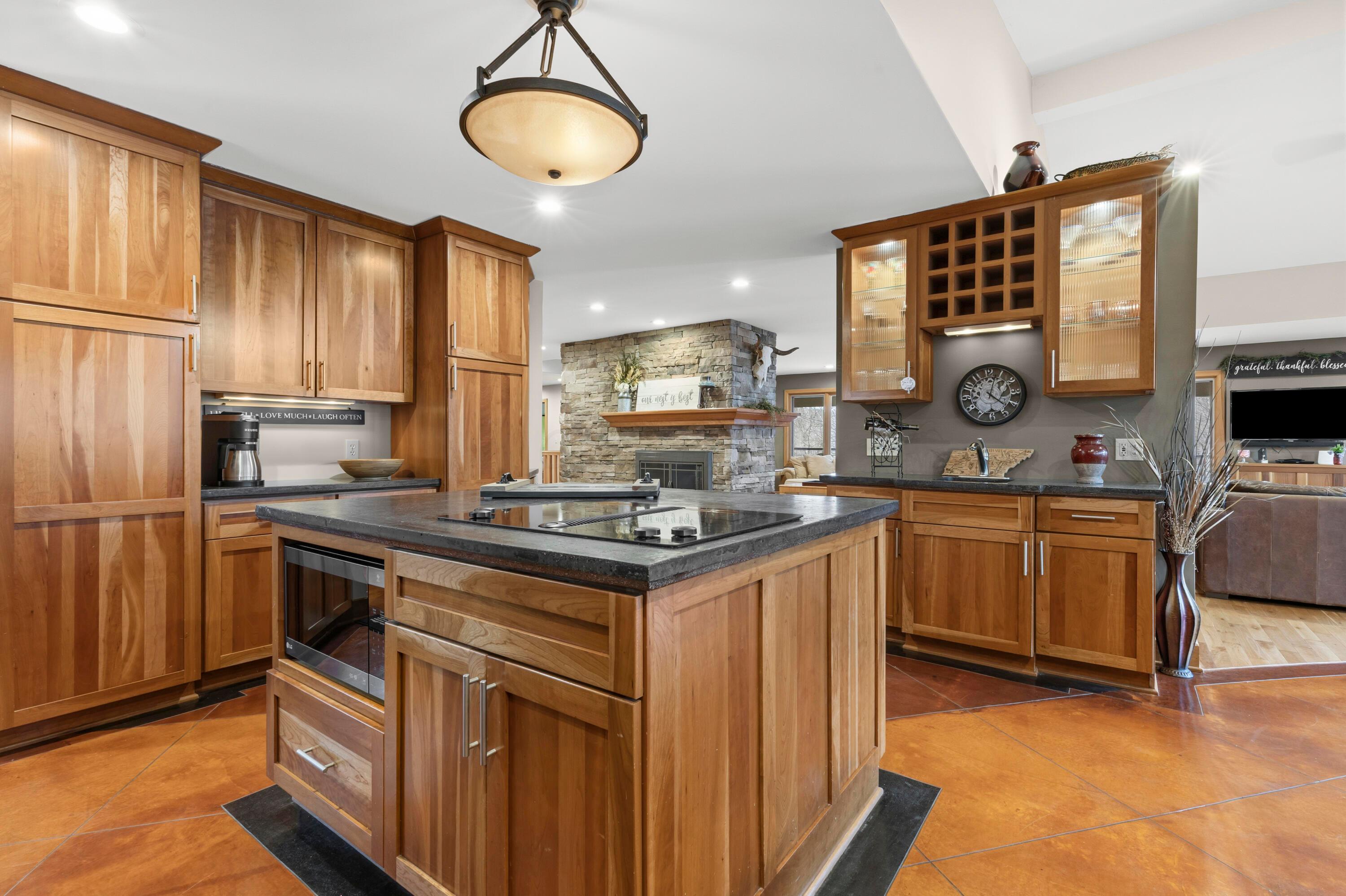 7860 Schott Road Westerville, OH 43081 - Photo 14 of 71 14. Kitchen