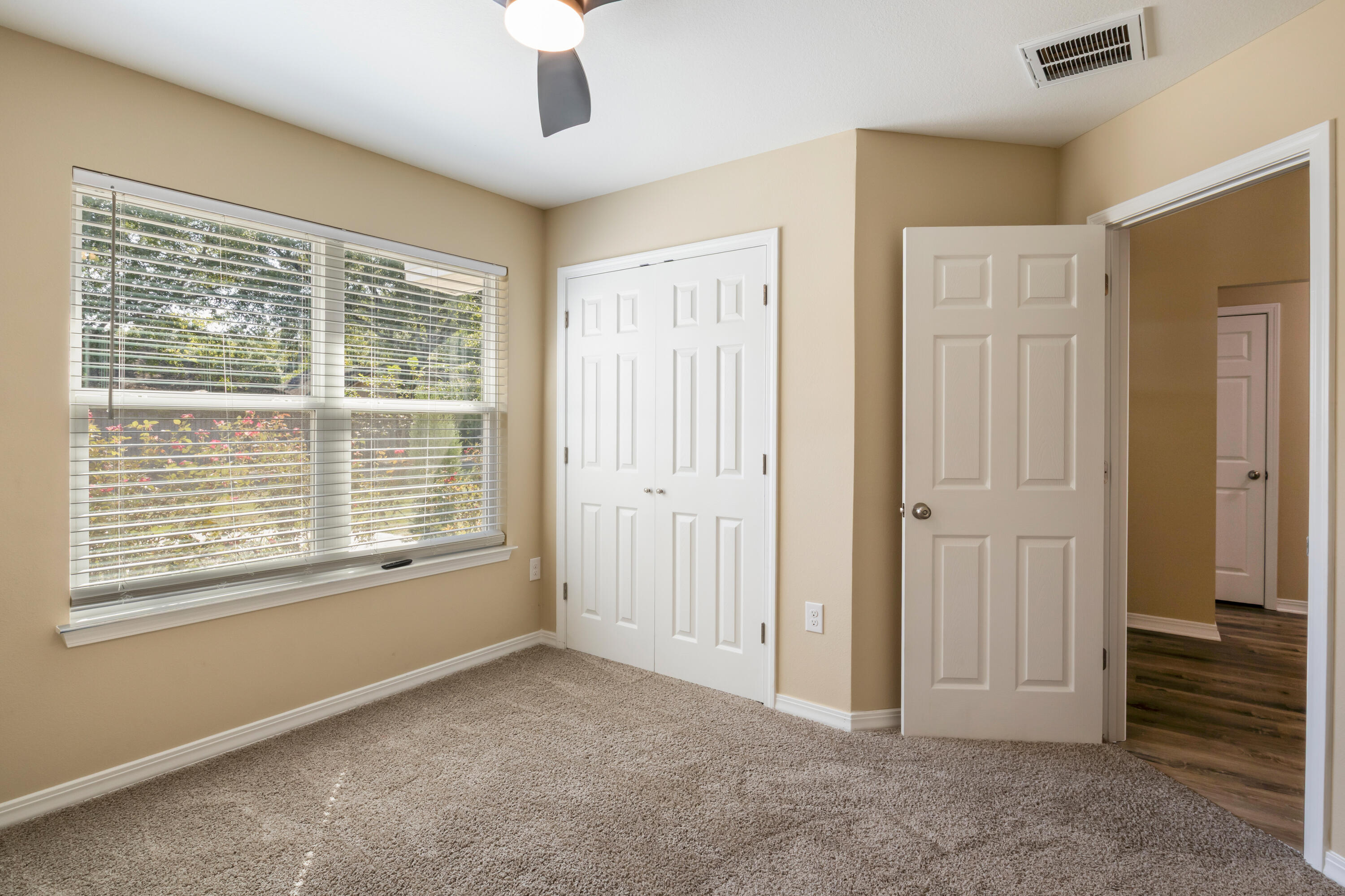 108 North Rayburn Street Crestview, FL 32539 - Photo 25 of 41 108a Rayburn St-21