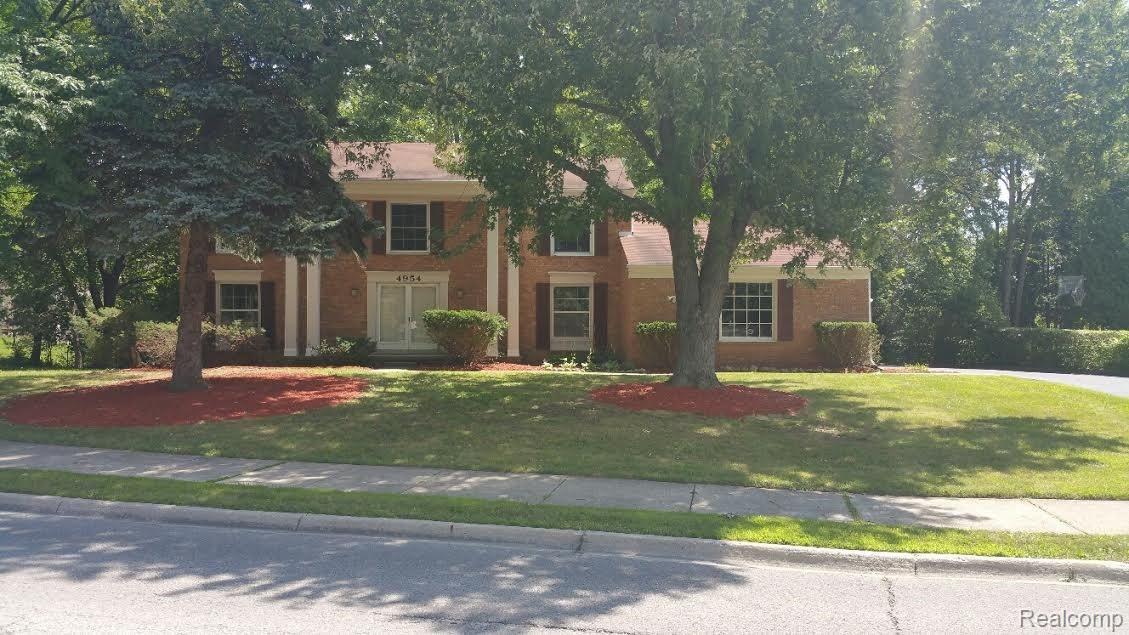 4954 Green Road West Bloomfield, MI 48323 - Photo 2 of 21 Green2.jpg