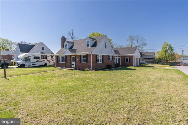 $450,000 | 8466 Greenway Road, Pasadena, MD 21122