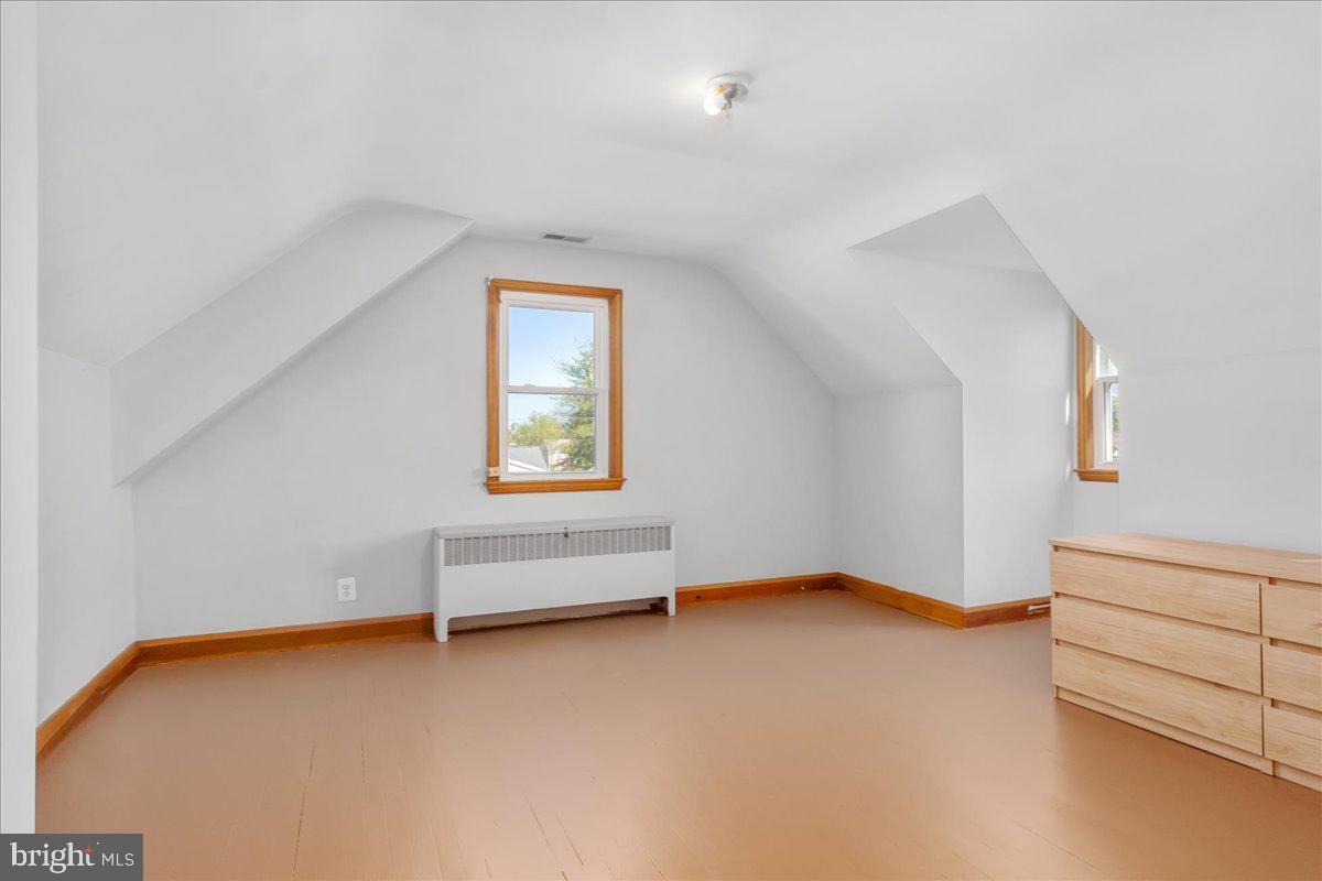 8466 Greenway Road Pasadena, MD 21122 - Photo 22 of 56 an empty room with windows