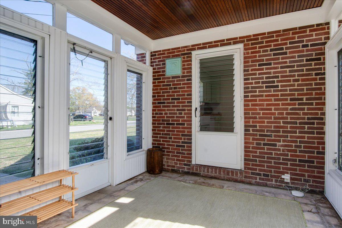 8466 Greenway Road Pasadena, MD 21122 - Photo 35 of 56
