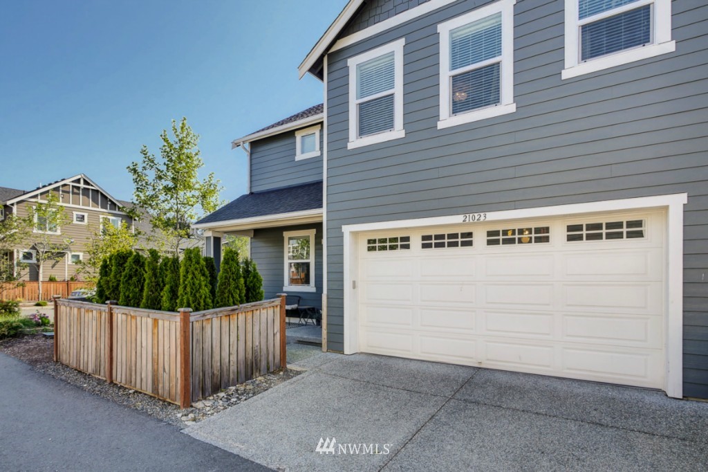 21023 40th Avenue Southeast Bothell, WA 98021 - Photo 5 of 25