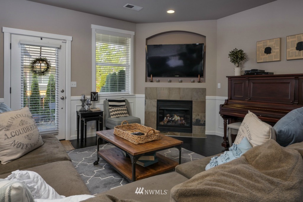 21023 40th Avenue Southeast Bothell, WA 98021 - Photo 8 of 25