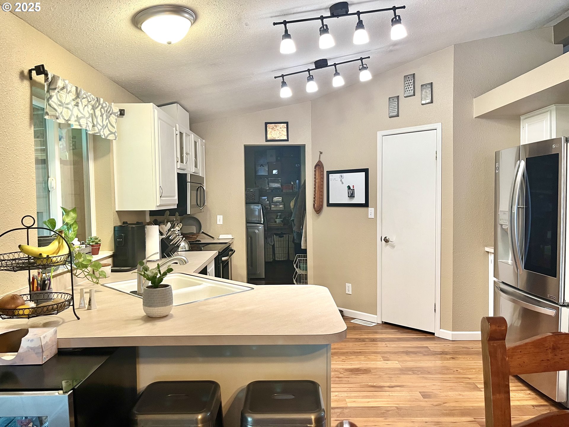 13585 Northwest Oak Ridge Road Yamhill, OR 97148 - Photo 6 of 24 Gallery Image 6