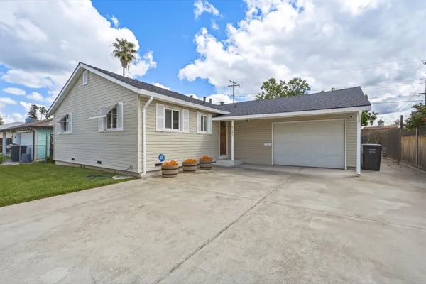$375,000 | 5732 San Ardo Way, North Highlands, CA 95660