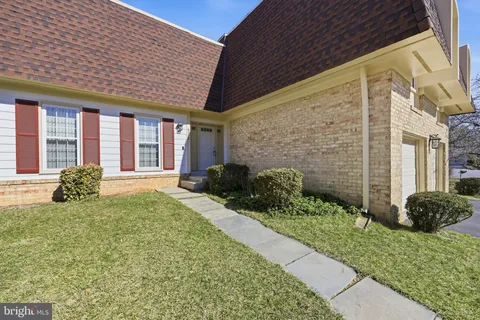 $675,000 | 9713 Nordstrom Court, Gaithersburg, MD 20886