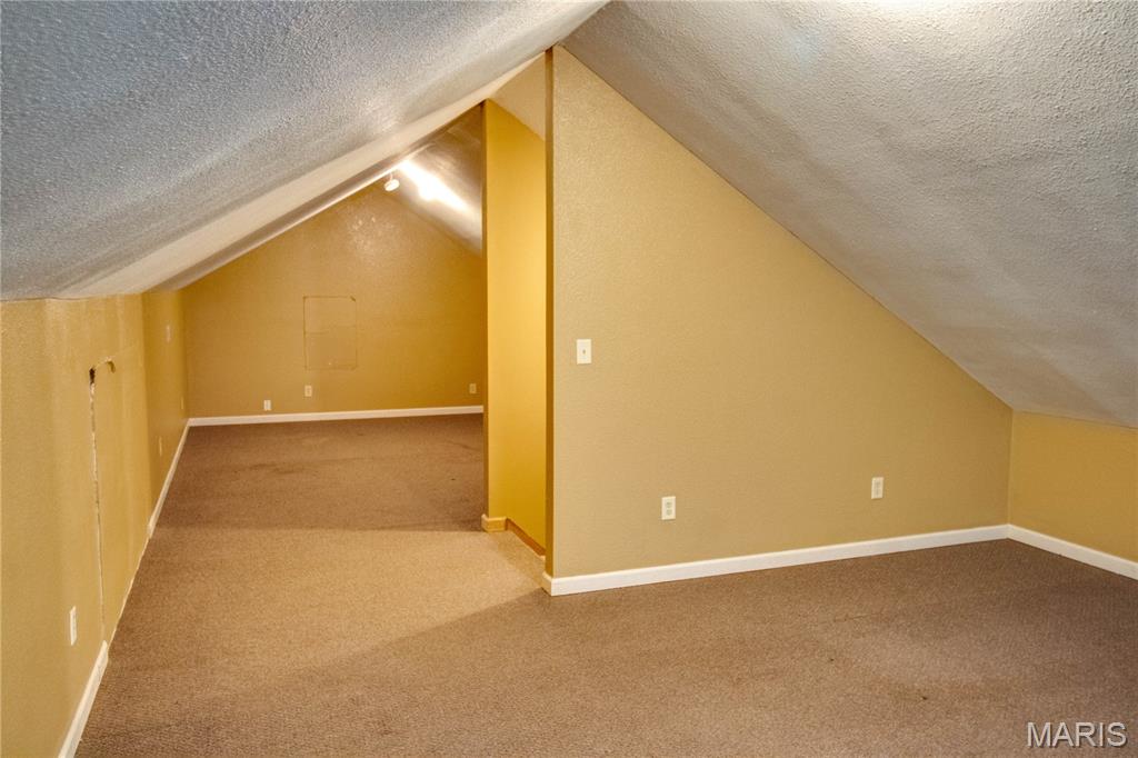 821 Locust Carrollton, IL 62016 - Photo 13 of 17