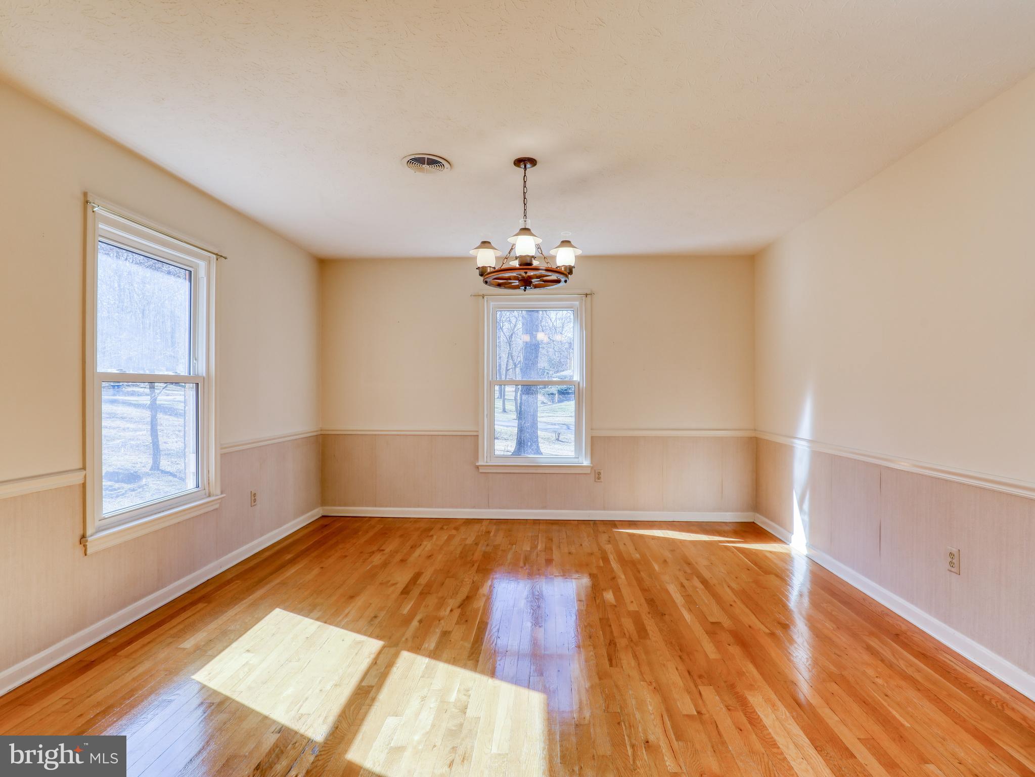 163 Old Forest Circle Winchester, VA 22602 - Photo 17 of 41 Dining Room