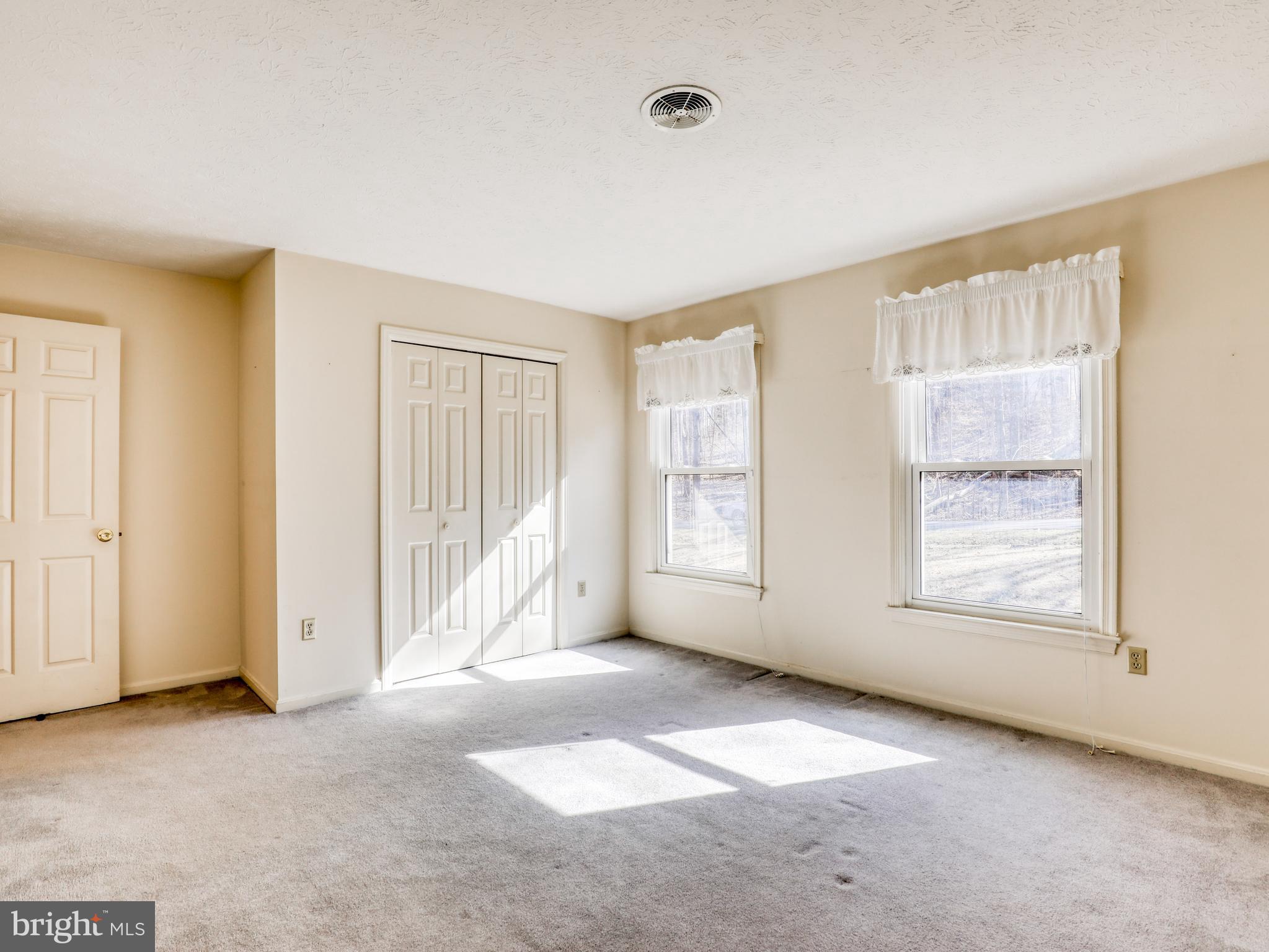 163 Old Forest Circle Winchester, VA 22602 - Photo 27 of 41 Bedroom