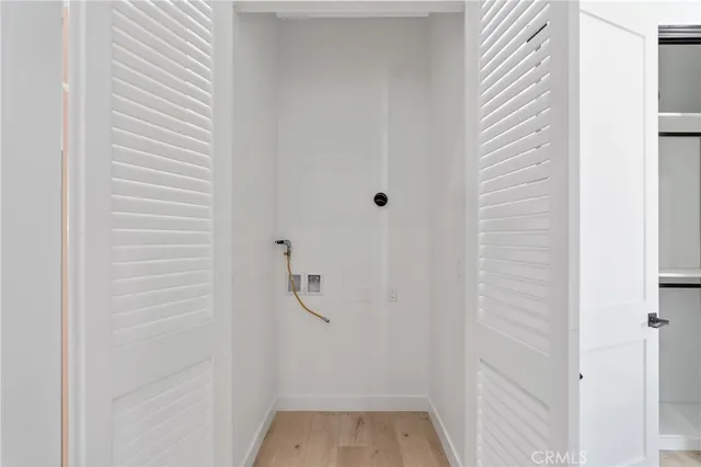 $2,300 | 17313 Los Alimos Street, Unit 1/2, Granada Hills, CA 91344