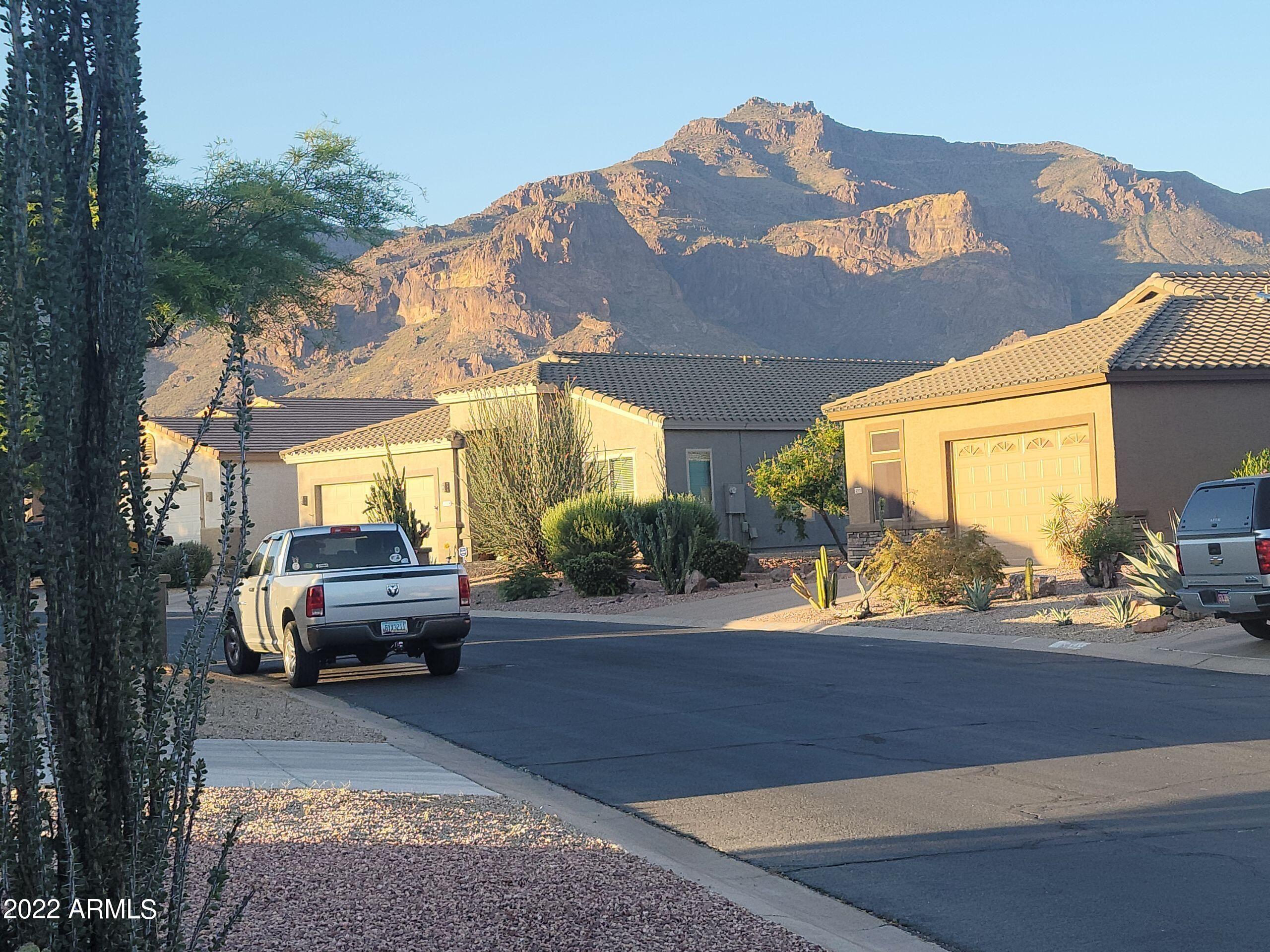 4348 South Pony Rider Trail Gold Canyon, AZ 85118 - Photo 12 of 36 FRONT YARD VIEWS