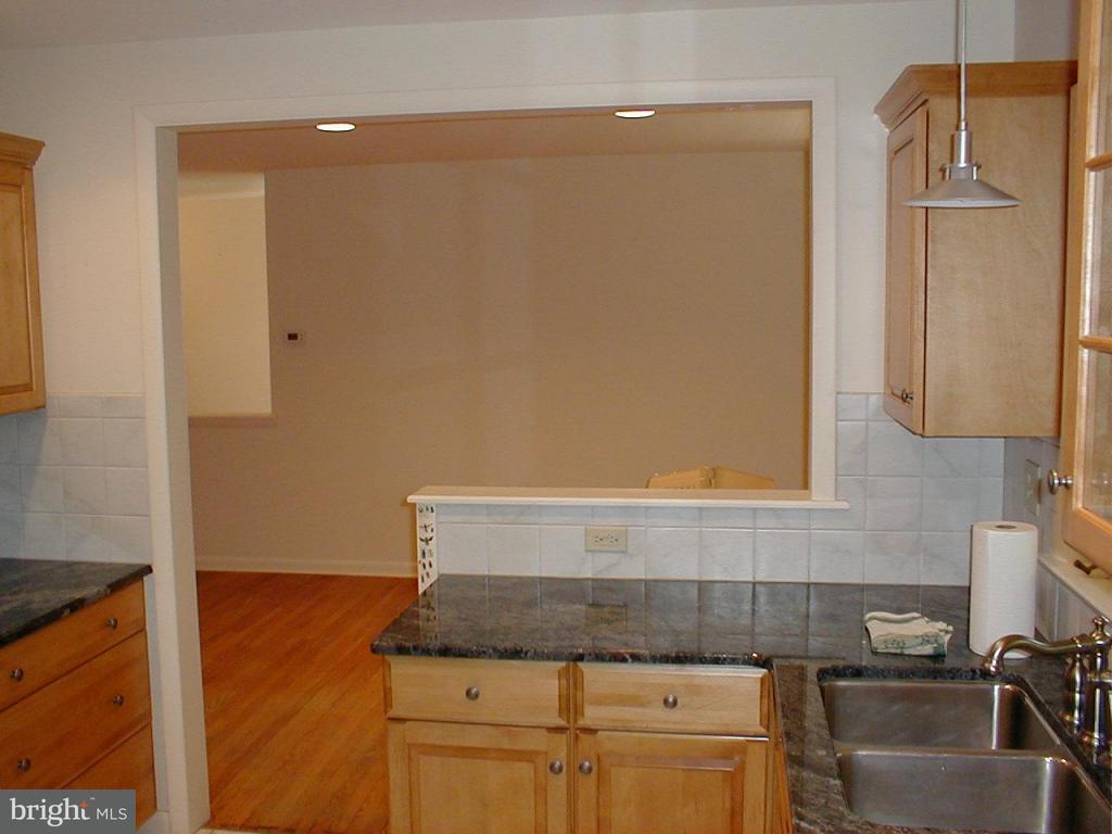 1405 Clayton Road Lancaster, PA 17603 - Photo 5 of 7 Gallery Image 5