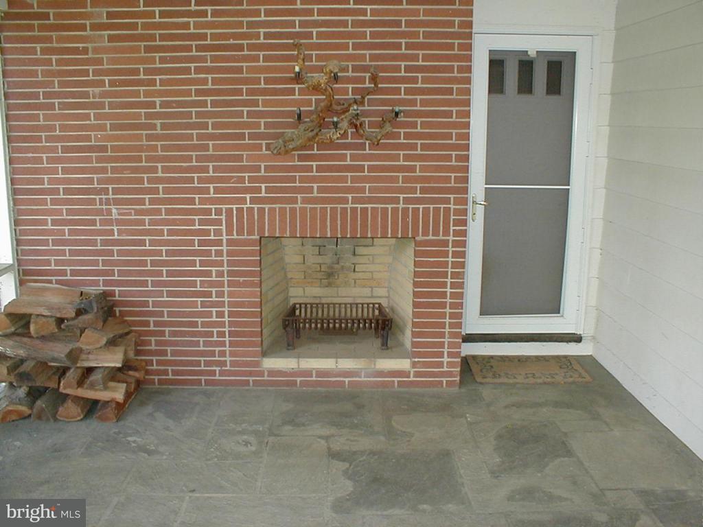 1405 Clayton Road Lancaster, PA 17603 - Photo 6 of 7 Gallery Image 6