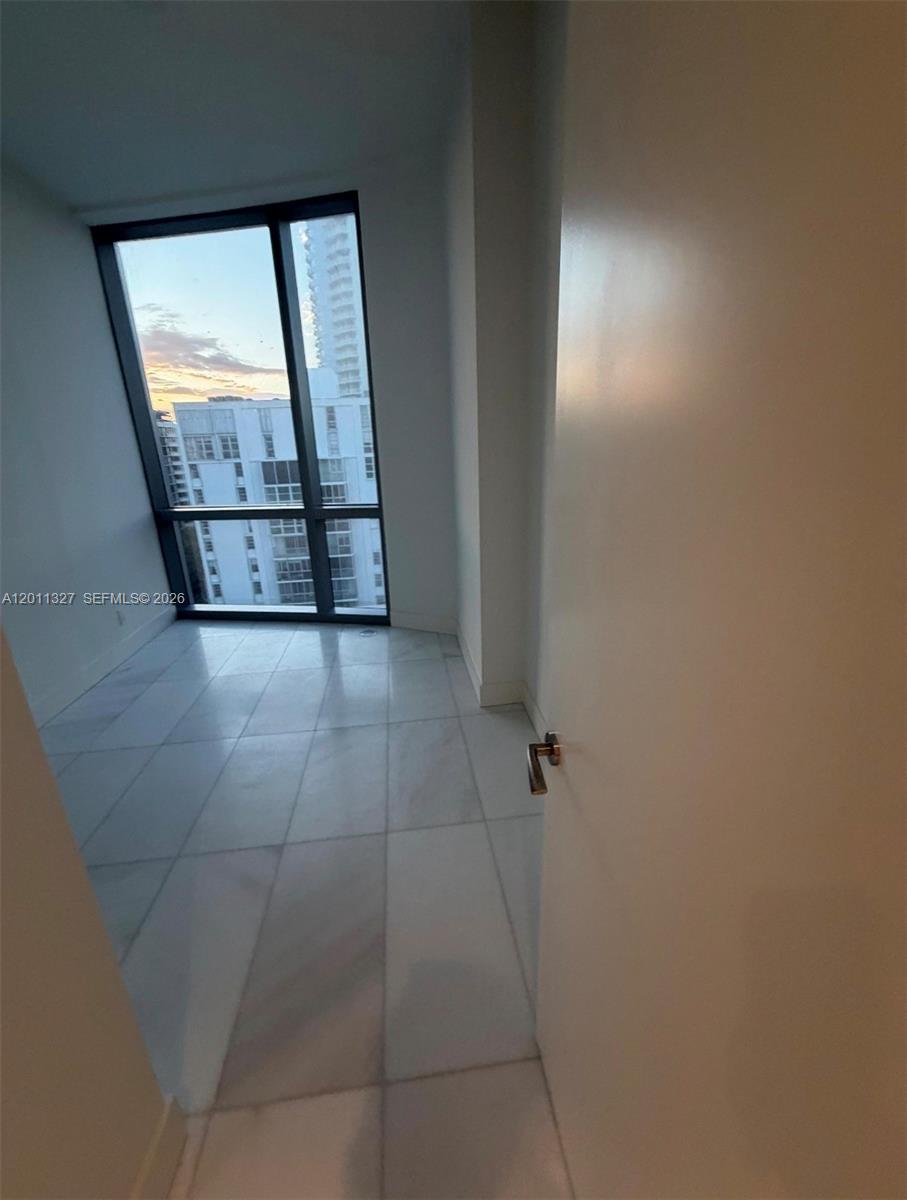175 Southeast 25th Road, Unit 704 Miami, FL 33129 - Photo 11 of 18