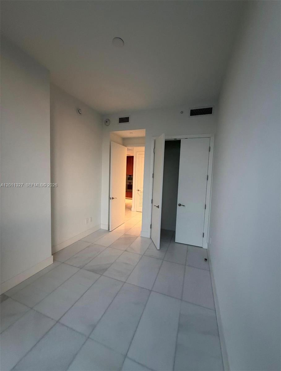 175 Southeast 25th Road, Unit 704 Miami, FL 33129 - Photo 12 of 18