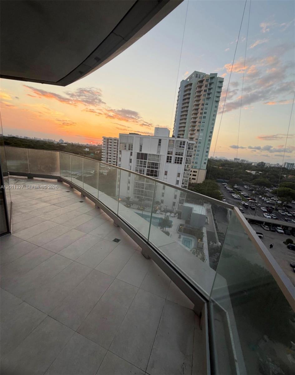 175 Southeast 25th Road, Unit 704 Miami, FL 33129 - Photo 5 of 18