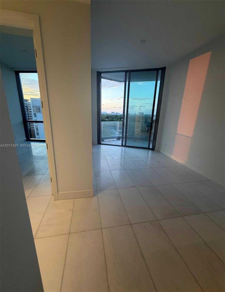 175 Southeast 25th Road, Unit 704 Miami, FL 33129 - Photo 9 of 18