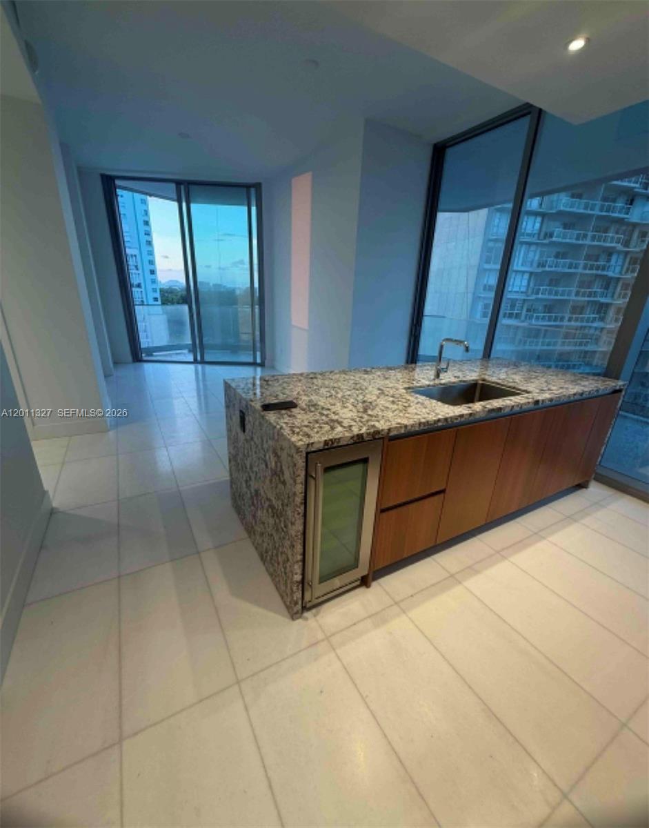 175 Southeast 25th Road, Unit 704 Miami, FL 33129 - Photo 10 of 18