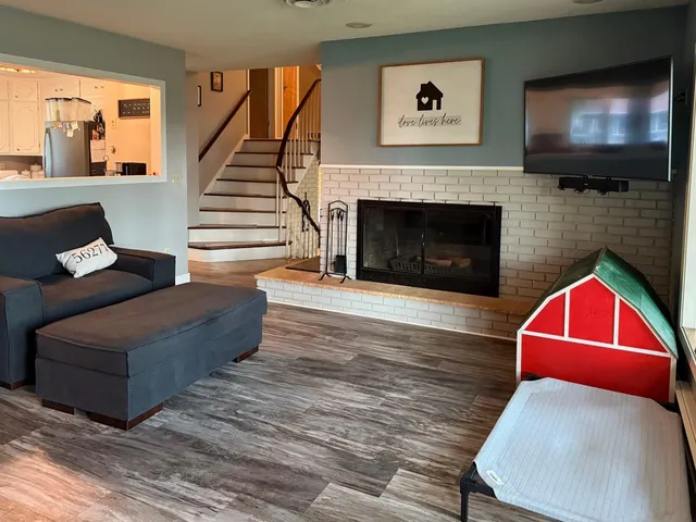 $295,000 | 1000 West Birch Avenue, Olivia, MN 56277