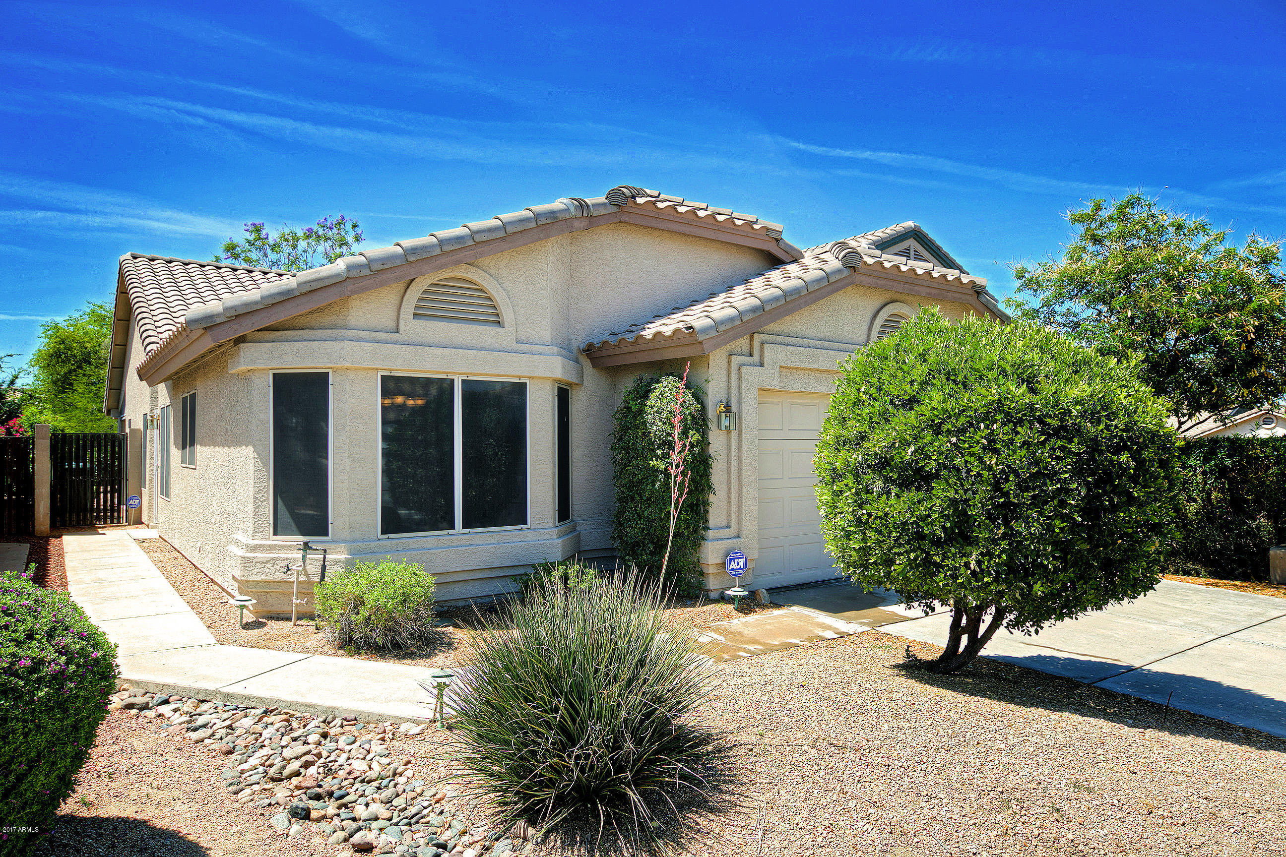 3031 East Escuda Road Phoenix, AZ 85050 - Photo 1 of 25 3031EEscudaRd001