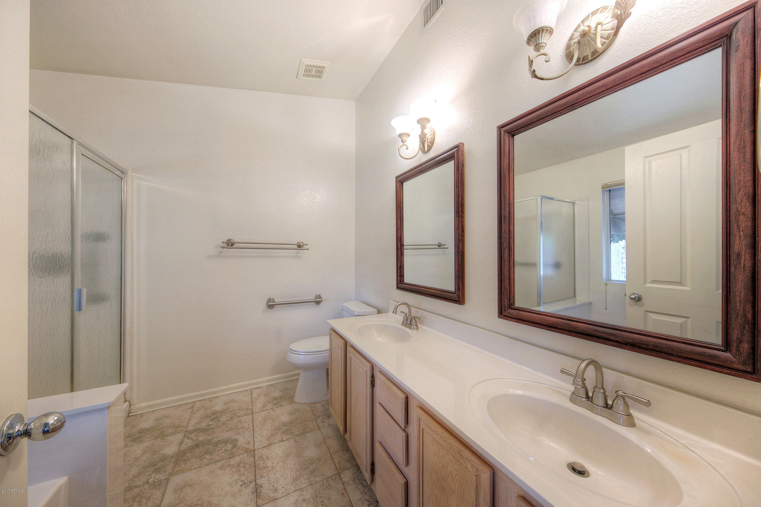 3031 East Escuda Road Phoenix, AZ 85050 - Photo 18 of 25 3031EEscudaRd018