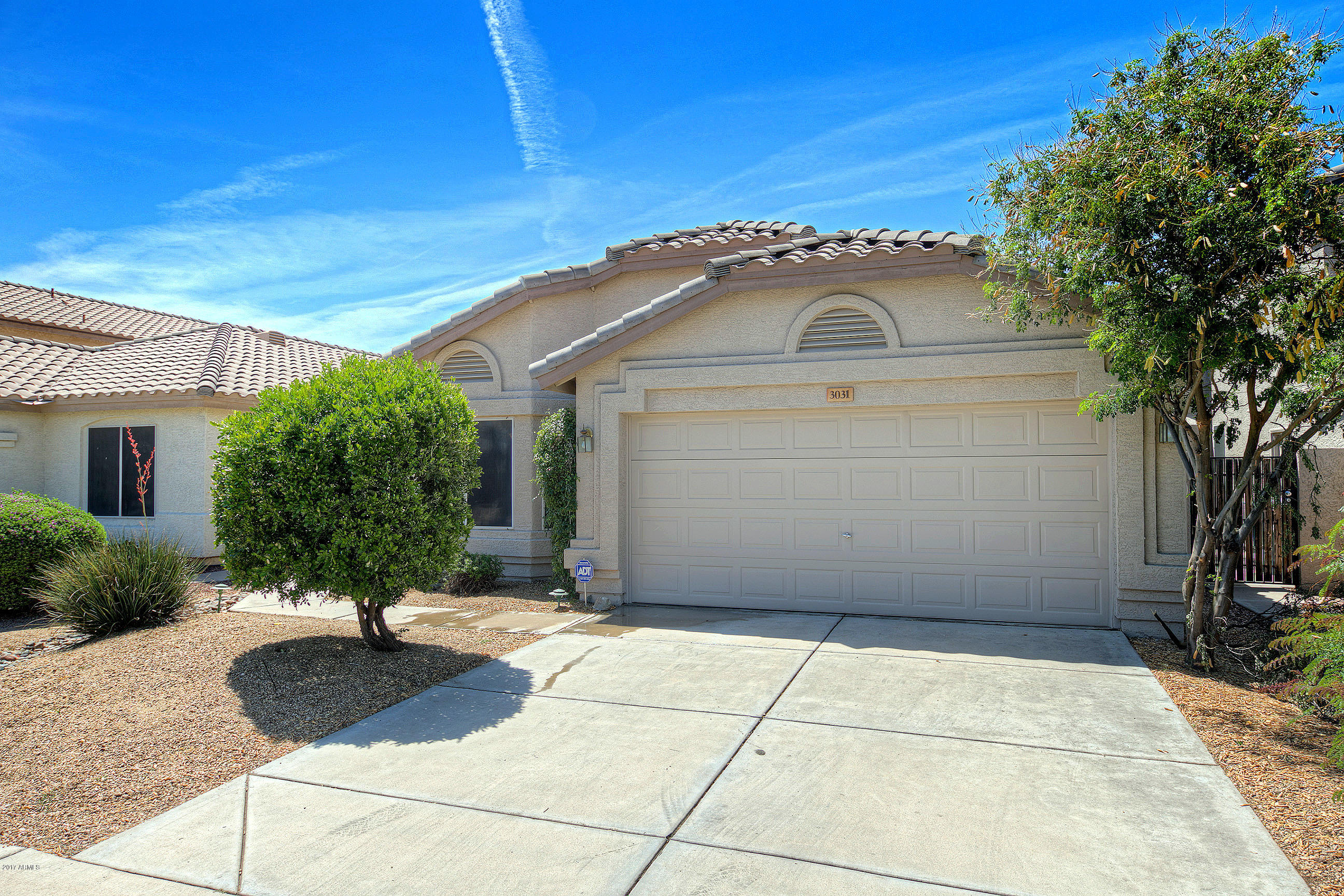 3031 East Escuda Road Phoenix, AZ 85050 - Photo 2 of 25 3031EEscudaRd002