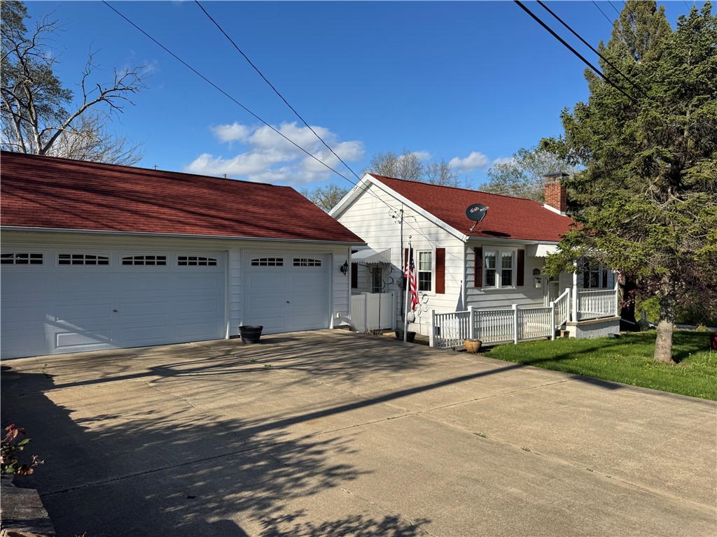 3102 West Westminster Avenue Decatur, IL 62522 - Photo 2 of 24 Gallery Image 2