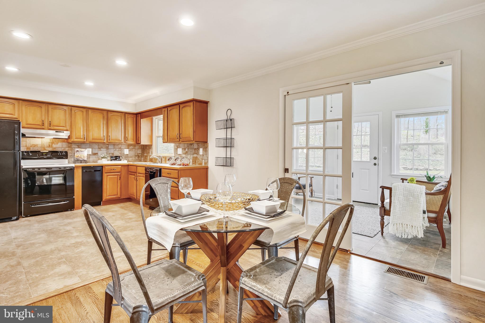 4101 Laurel Road Alexandria, VA 22309 - Photo 13 of 70 Dining Area