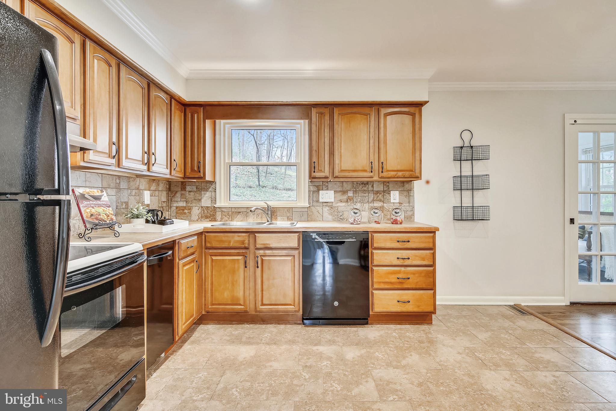 4101 Laurel Road Alexandria, VA 22309 - Photo 18 of 70 Kitchen