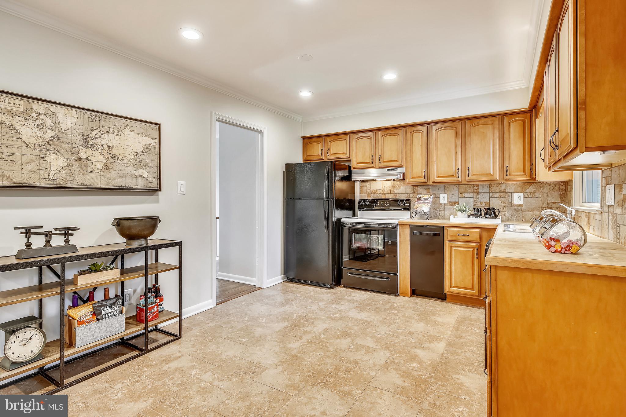 4101 Laurel Road Alexandria, VA 22309 - Photo 19 of 70 Kitchen