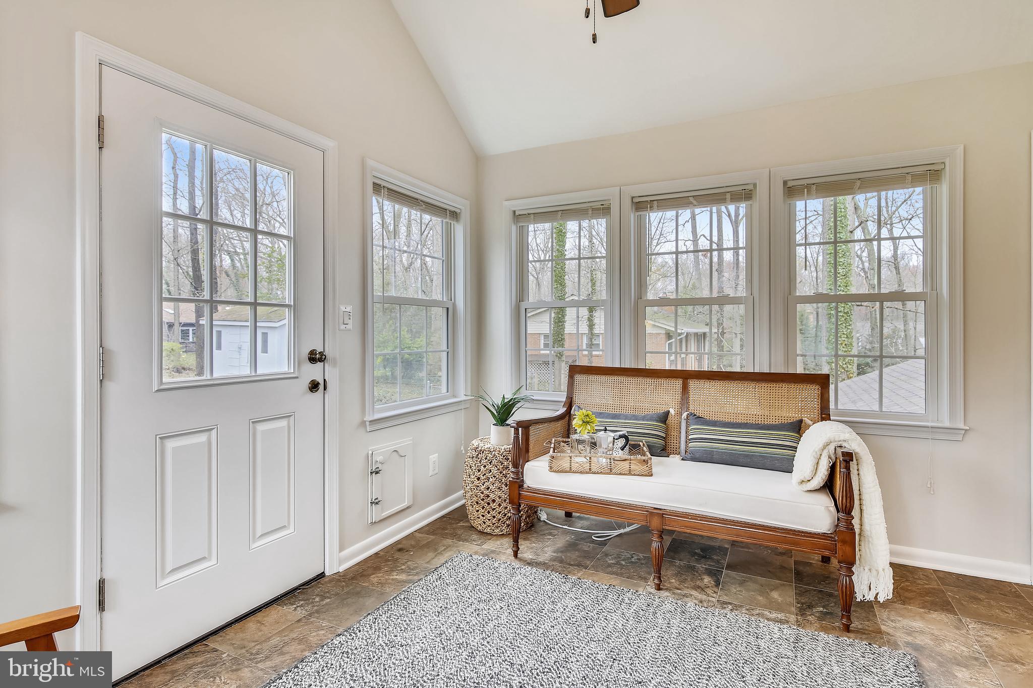 4101 Laurel Road Alexandria, VA 22309 - Photo 21 of 70 Sun Room