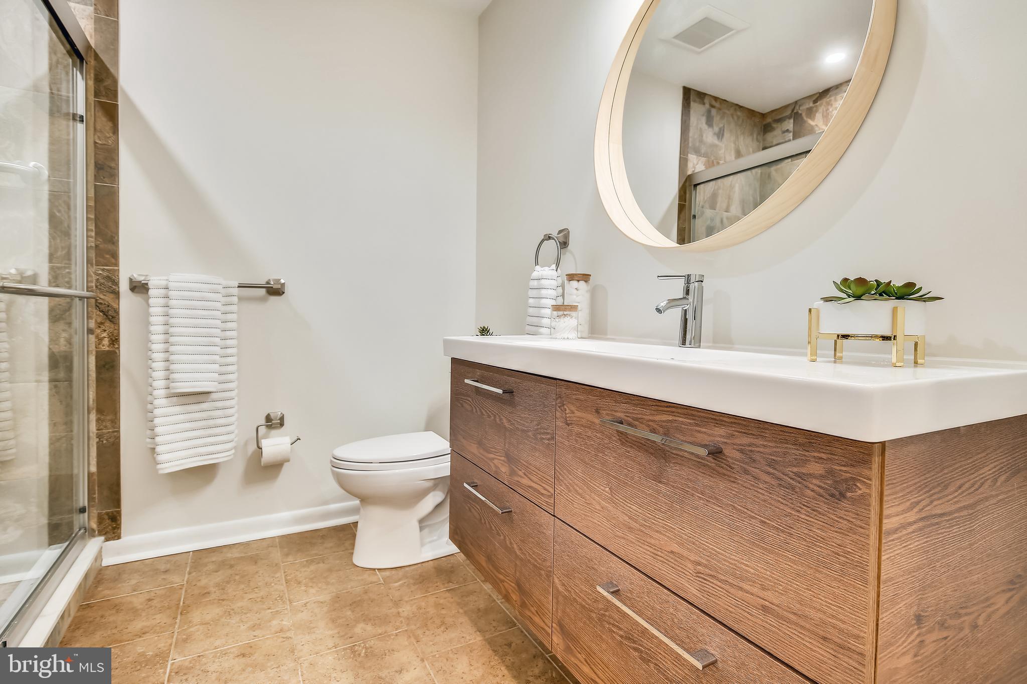 4101 Laurel Road Alexandria, VA 22309 - Photo 30 of 70 Bath on Main Level