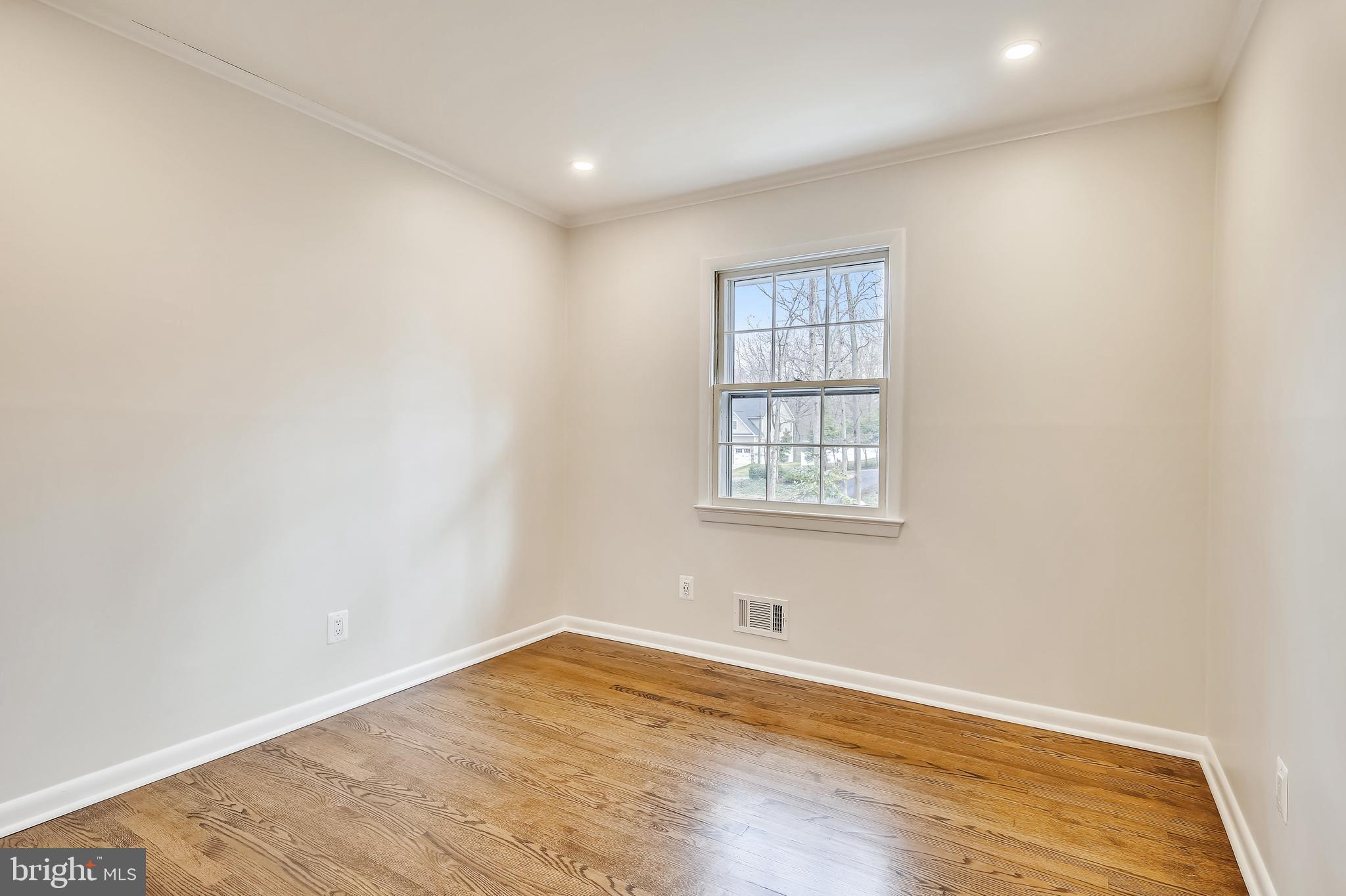 4101 Laurel Road Alexandria, VA 22309 - Photo 43 of 70 Bedroom 3 on Main Level