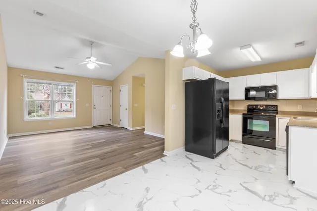 $1,950 | 229 Birch Creek Road, Belville, NC 28451