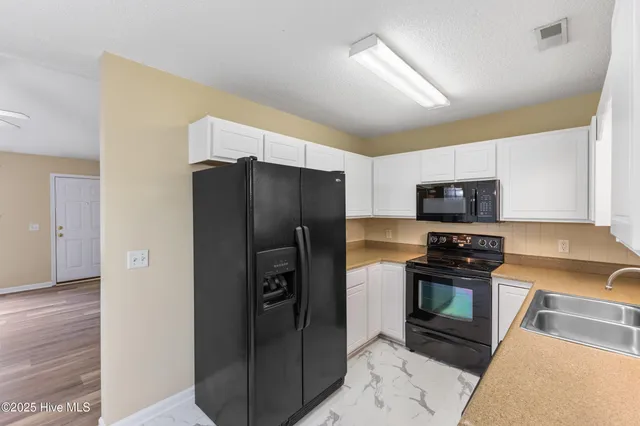 $1,950 | 229 Birch Creek Road, Belville, NC 28451