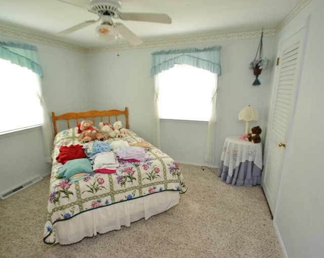 1312 North Greenbriar Road Muncie, IN 47304 - Photo 11 of 16 Gallery Image 11