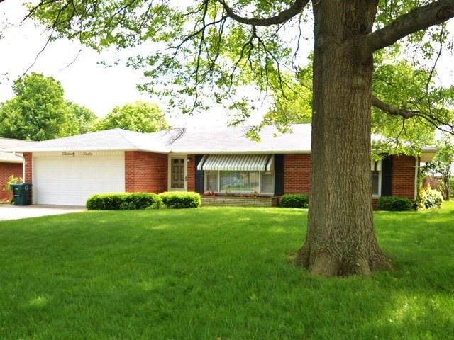 1312 North Greenbriar Road Muncie, IN 47304 - Photo 16 of 16 Gallery Image 16