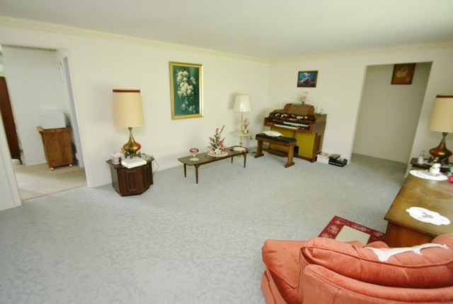 1312 North Greenbriar Road Muncie, IN 47304 - Photo 4 of 16 Gallery Image 4