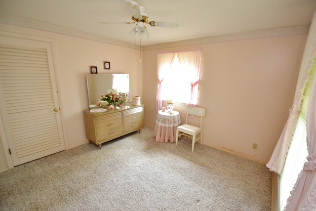 1312 North Greenbriar Road Muncie, IN 47304 - Photo 10 of 16 Gallery Image 10