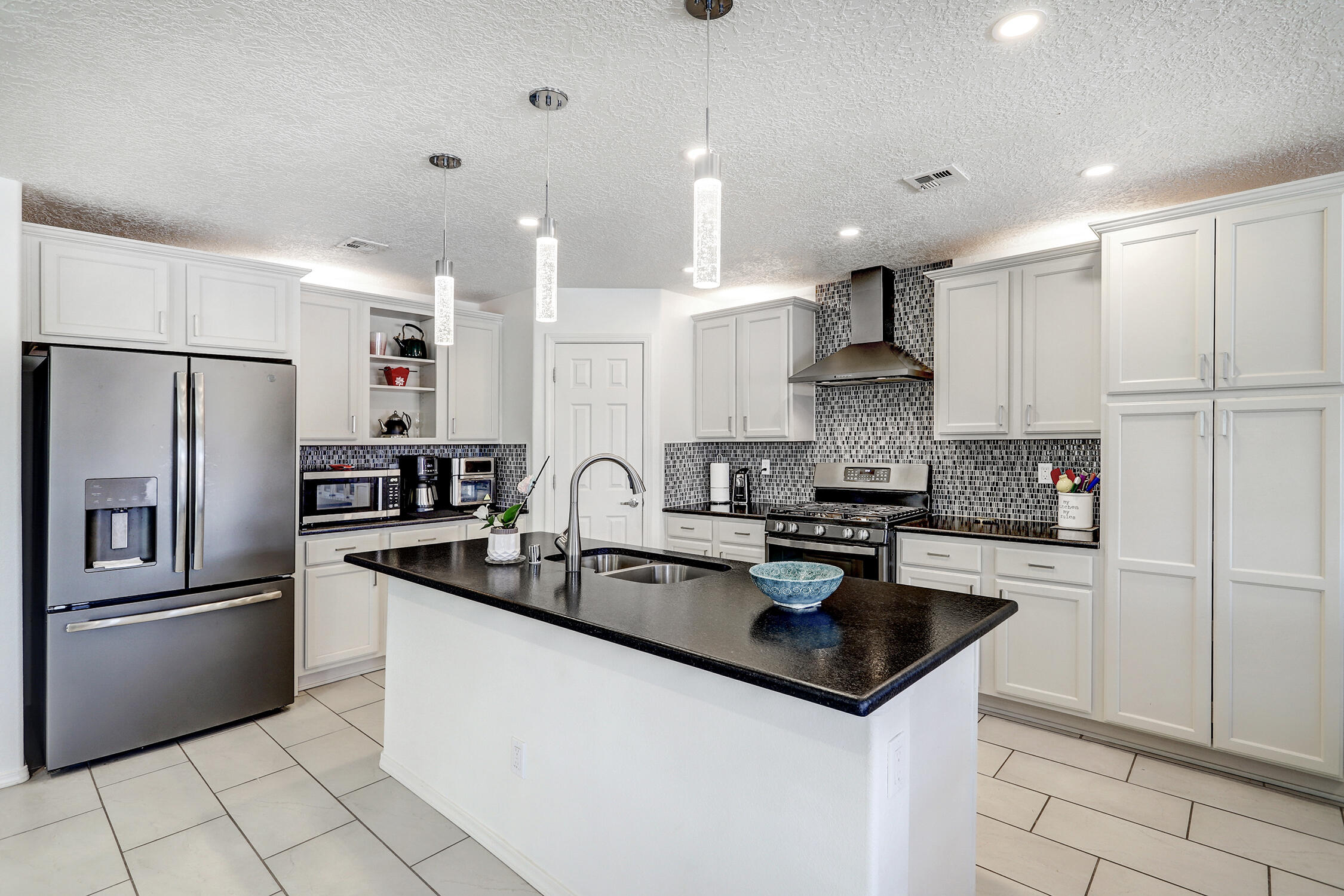 1511 21st Avenue Southeast Rio Rancho, NM 87124 - Photo 9 of 50 Gallery Image 9
