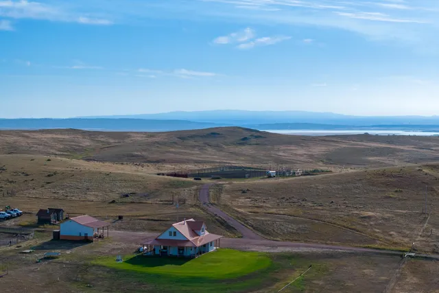 $1,999,000 | 144 Oleo Acres Road, Moorcroft, WY 82721