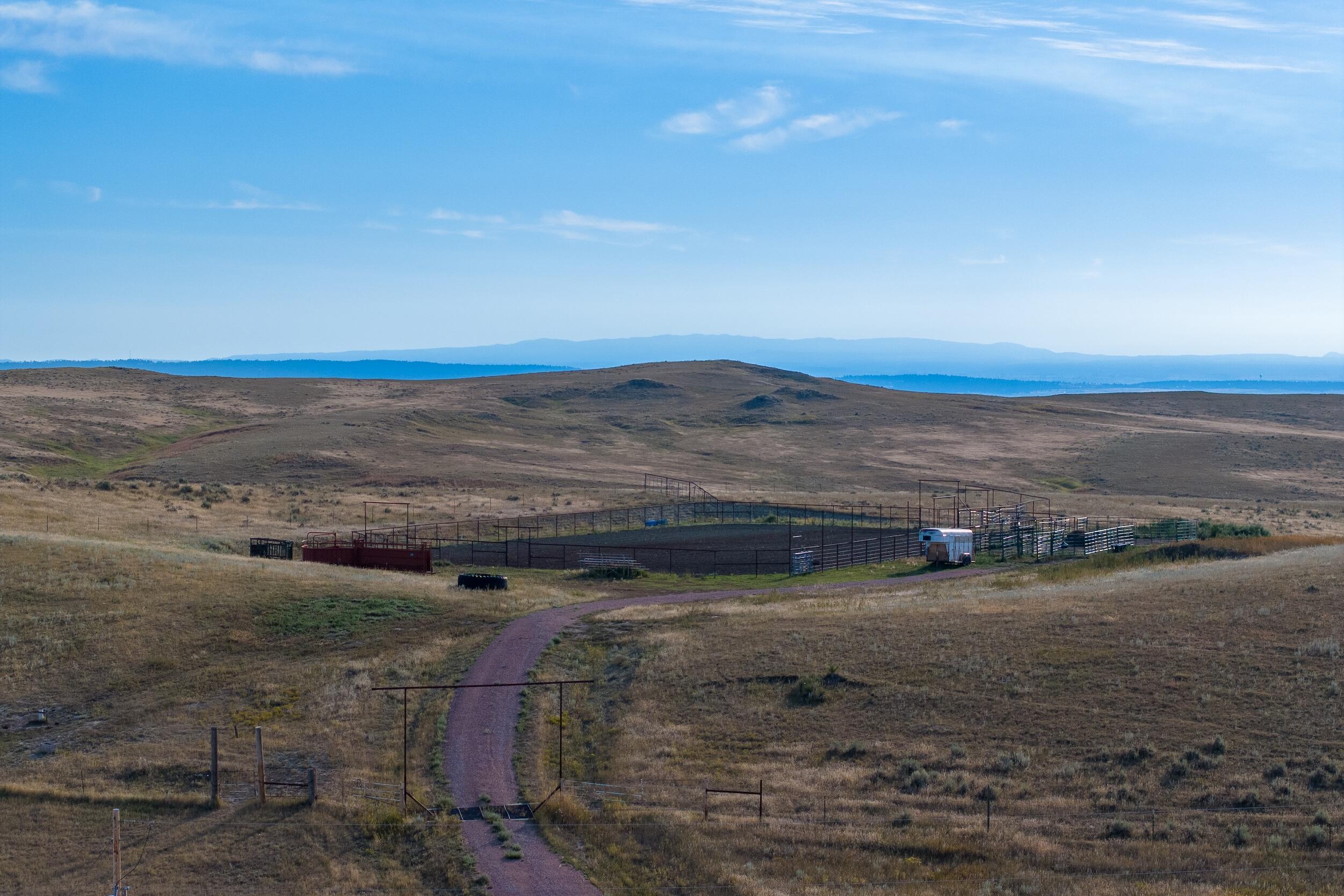144 Oleo Acres Road Moorcroft, WY 82721 - Photo 13 of 41 14