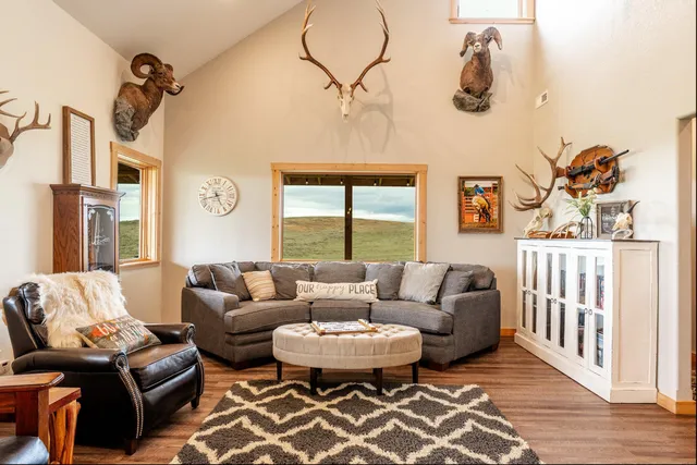 $1,999,000 | 144 Oleo Acres Road, Moorcroft, WY 82721