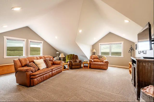 $1,999,000 | 144 Oleo Acres Road, Moorcroft, WY 82721