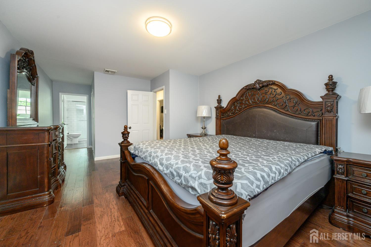 519 Calvert Road North Brunswick, NJ 08902 - Photo 24 of 46